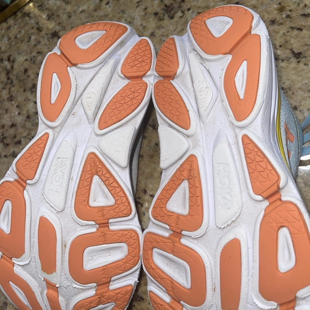 Hoka One One Bondi 8 - Picture 8 of 12